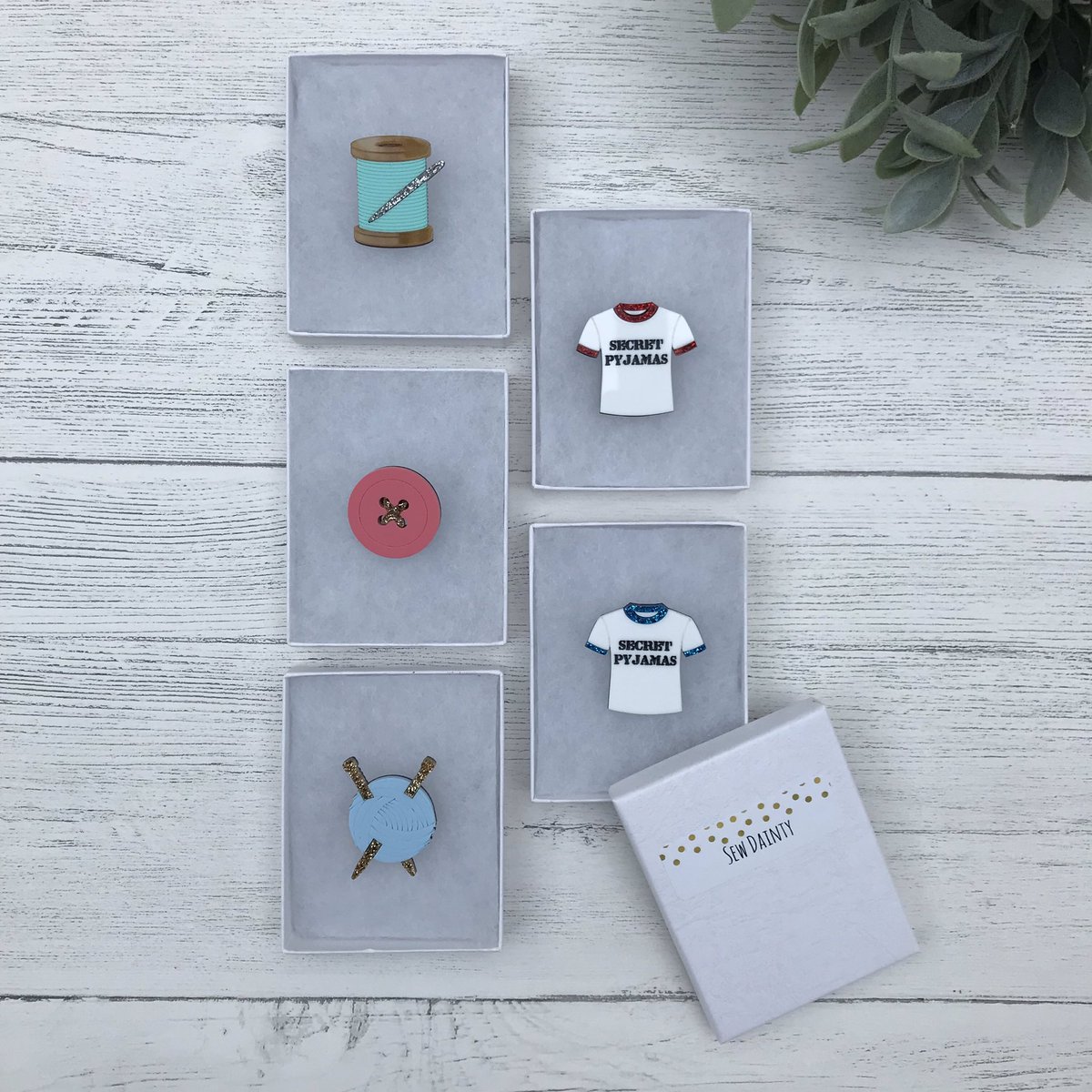 sew_dainty's tweet photo. Say hello to the five new members of the #sewdaintyjewellery family. Available on my website today these fun acrylic brooches include two brand new #secretpyjamas designs. Hope you love them like I do! https://t.co/vc5G98XIZj