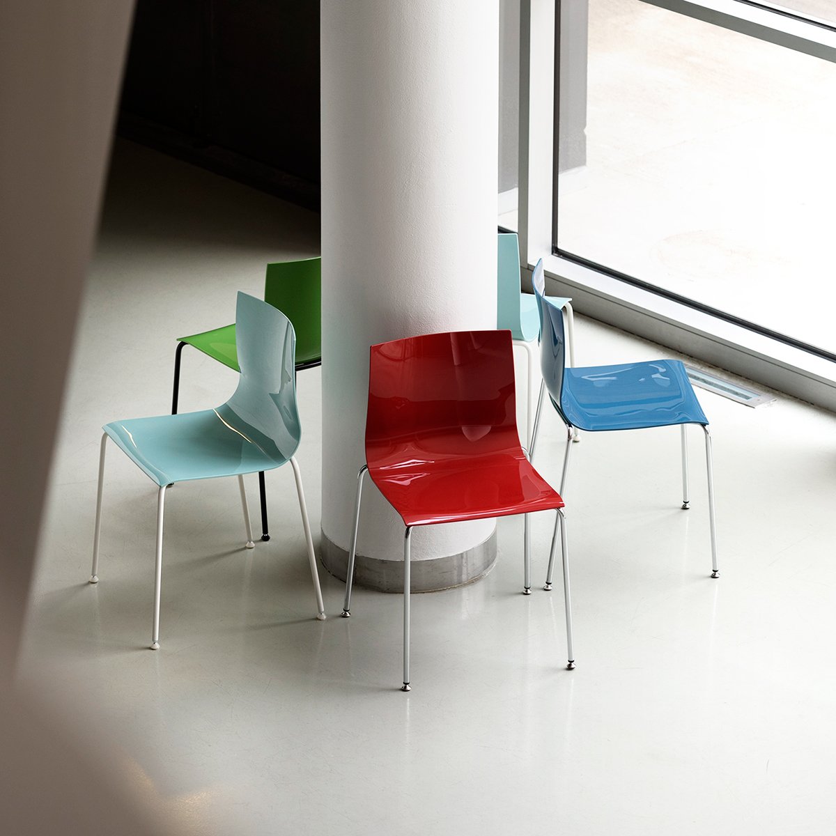 BorgoSeating's tweet photo. “You can just feel the colors.” — Anthony T. Hincks https://t.co/YFtxk5C6HC #NeoCon2019 #InteriorDesign #InteriorDesigner #Designer #FurnitureDesign #IndustrialDesign #Design #Seating #CoolDesign #Contemporary #ContemporaryDesign #Modern #ModernDesign #Flex #MultiPurposeSeating https://t.co/JhUPbZu8WJ