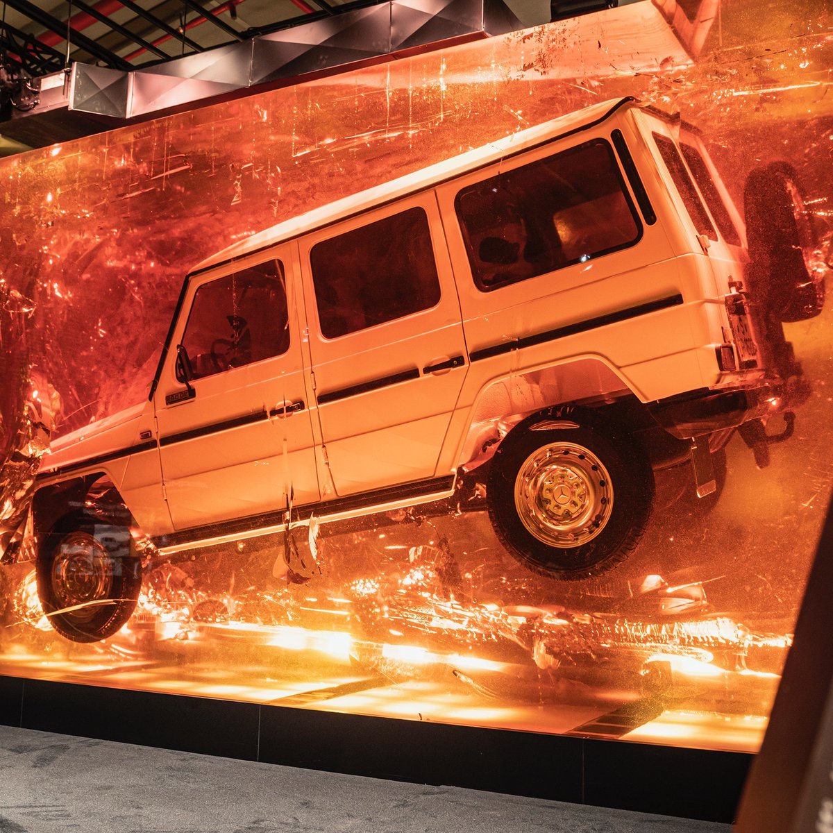 MercedesBenz's tweet photo. Opening soon! The G-Class Experience Center awaits you with exciting on- and offroad challenges, insights into its 40-year history and the already legendary Amber Cube. #40YearsGClass https://t.co/g8qaR7swqV