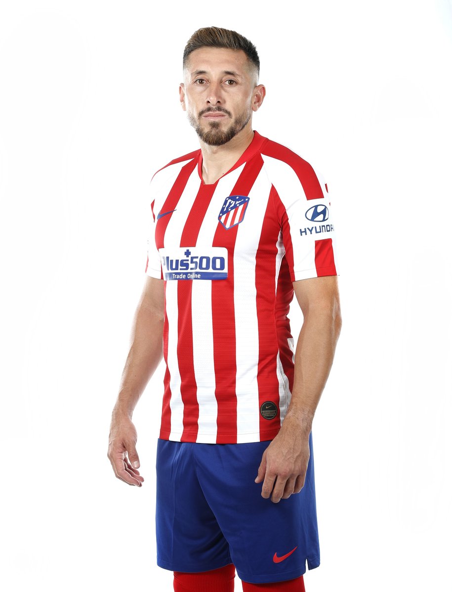 Atleti's tweet photo. 🛍 ¡Hazte ya con sus camisetas! 🔴⚪

7⃣
🇵🇹@joaofelix70
👉  https://t.co/WEswMjOMUE

1⃣2⃣
🇧🇷@renan_lodi
 👉 https://t.co/J7SauNN3SO

1⃣4⃣
🇪🇸@marcosllorente
👉 https://t.co/l3OntjIgjK

1⃣6⃣
🇲🇽@HHerreramex
👉 https://t.co/7lK5NXuboI

1⃣8⃣
🇧🇷Felipe 
👉 https://t.co/2xIbUf7O0g https://t.co/HUL4j6B0Iu