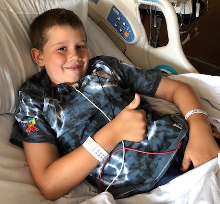 comfycozy4chemo's tweet photo. Anthony's attitude captures what it means to be a warrior! Keep smiling bud, and we will get through this together! Stay great Anthony, and keep inspiring others!
#attitude #Wednesdaywarrior #warrior #comfycozy4chemo #adaptiveapparel #cure #dignity4all #amandahope
#inspiration https://t.co/FzeuRB8ypm