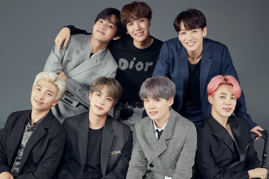 soompi's tweet image. #BTS Is Only Korean Artist On Forbes's 2019 List Of The World's Highest-Paid Entertainers soompi.com/article/133781…