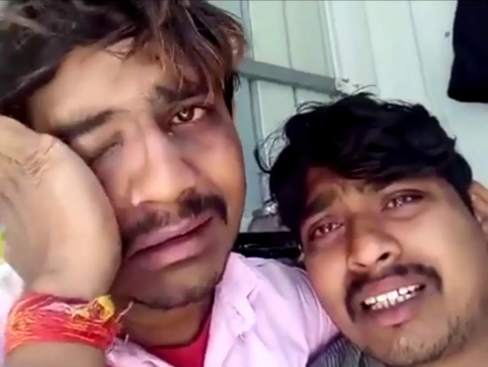 MdShoaibMahmud's tweet photo. Indian People's feeling right now! 😆😆
#INDvNZL #NZvIND #CWC19 #INDvNZ #CricketWorldCup2019 https://t.co/weICKZ1yF2