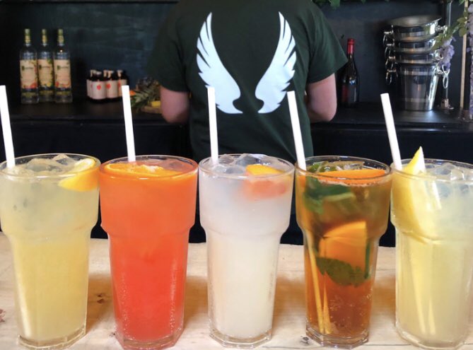 Did someone say cocktails? 💘