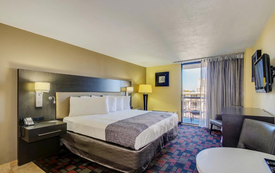 Steps from the sand. Everything you wanted. #sunnsandresort #myrtlebeach