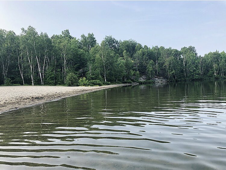 ValMichelutti's tweet photo. Best meeting room ever. Thanks for the invite to the canoe meeting room with @charlesdaviau #wellnesschats https://t.co/ihEELngFOm