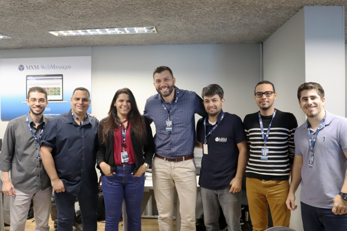 MXMSistemas's tweet photo. Essa é a equipe de sustentação do SENAC, um dos #ClientesMXM! Eles são responsáveis pelo atendimento exclusivo aos regionais do SENAC, realizando manutenção dos módulos do MXM-WebManager e implementações de projetos específicos. Pense Solução. Pense MXM. #PenseMXM #MXMers https://t.co/ukLnDJc96X