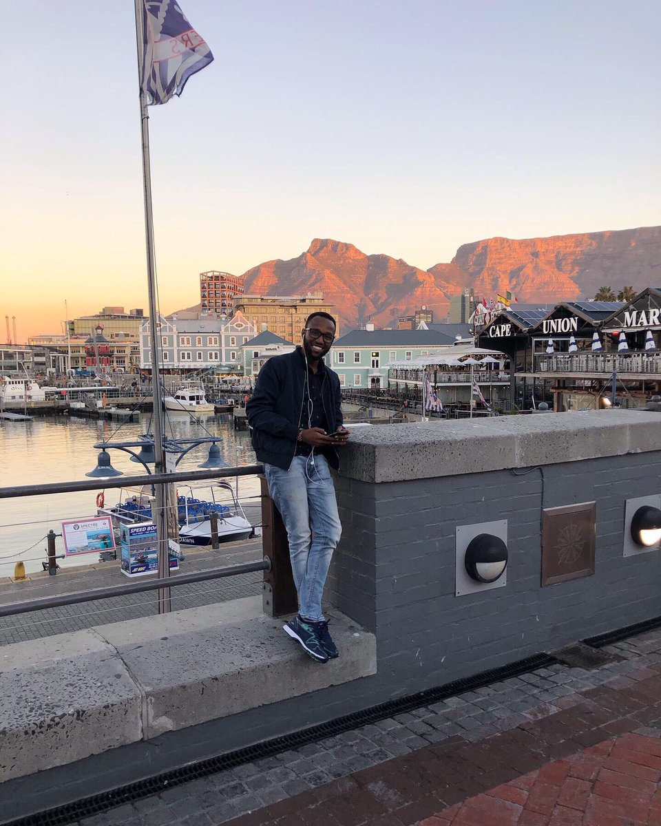 teshmbaabu's tweet photo. Best views!! No doubt. 

#TurnForGood #CapeTown #HighOnLife https://t.co/gBqE9H1Xpt
