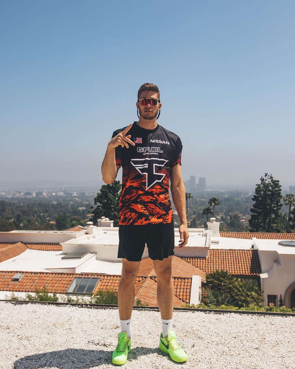 FaZeClan's tweet image. NBA Represented

#FaZeUp