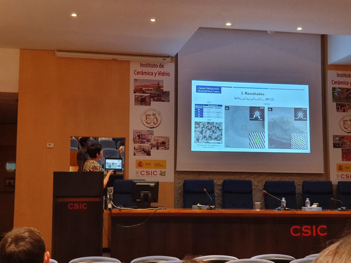 Prado_Gonjal's tweet photo. My students Isa Aguayo and Elena Sánchez did a great job presenting their research at "Jornada Jóvenes Investigadores 2019"... It has been a while since I gave a talk in the Second Edition!! Congratulations to @icvcsic @SocEspCeramVidr for the excelent organization of the event! https://t.co/S1B0dw7vtC