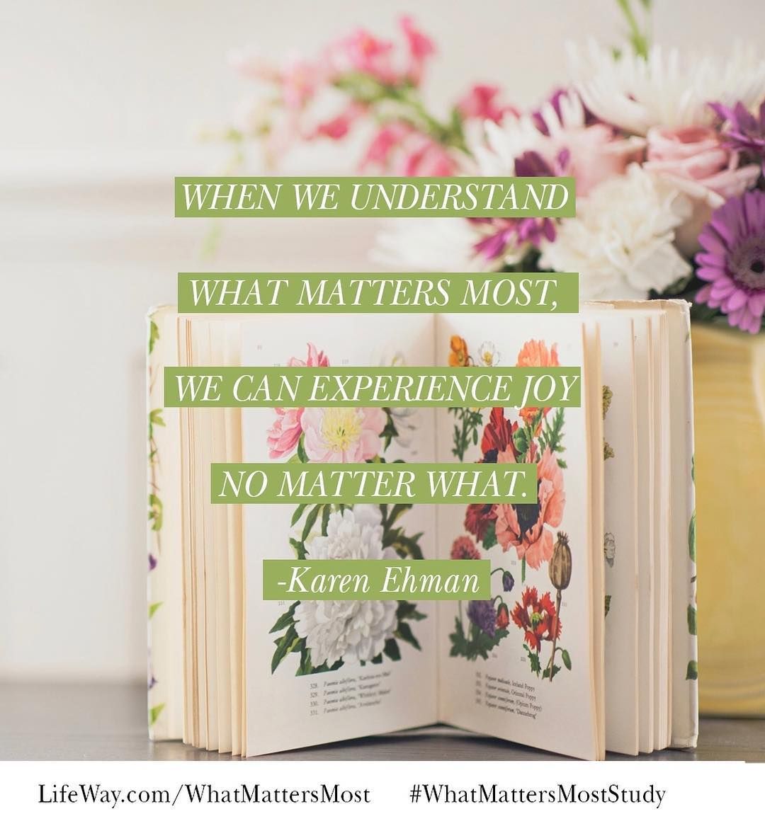 karen_ehman's tweet photo. When we understand what matters most, we can experience joy no matter what. Grab a friend and dig into the book of Philippians with my 7-week #WhatMattersMoststudy from @LifeWayWomen. (aff) https://t.co/mHr7RgnuUr https://t.co/HZKzAiowFA