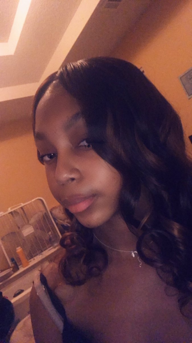 kemerarichards's tweet photo. Happy birthday to me ❤️ https://t.co/fRT4ZiU4Cn