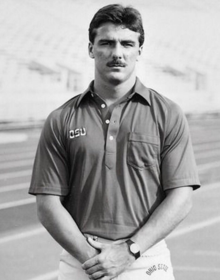 GregV_93's tweet photo. Happy birthday to the 🐐!
@OSUCoachMeyer 
@OhioStAthletics https://t.co/zKTzTRyhGp