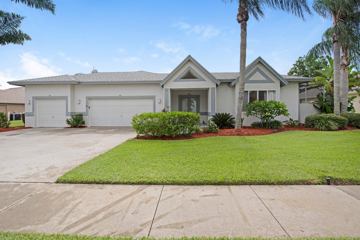 roywickfelders's tweet photo. Are you considering selling or refinancing your home in Golf Course area? Visit our website and get an instant evaluation report of your property.
https://t.co/7Zur1ZODlS
#WednesdayWisdom #floridarealestate #dealoftheweek #homeforsale https://t.co/r7Wi78Su4C