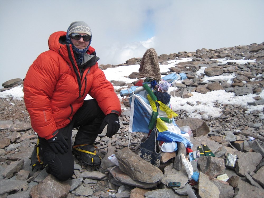 RMIExpeditions's tweet photo. #50YearsOfClimbing: Lance & Annette Berg & #MtRainier. "I saw the groups of climbers, like centipedes, silent & graceful, above all the commotion of Paradise...Lance made his first summit. Then mountaineering became a passion." Read the rest: https://t.co/9Y827YwdUZ https://t.co/POvScJdu53