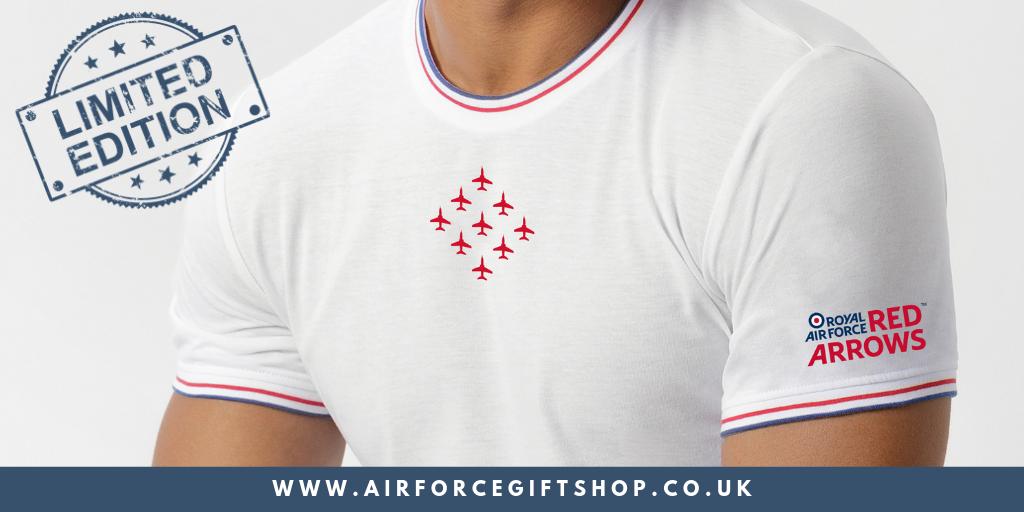 airforcegifts's tweet photo. 🎉 We have PRE-ORDERS open for this LIMITED EDITION replica Red Arrows Pilot T-shirt! ♦️
This T-Shirt features the iconic Diamond Nine embroidered onto the chest.
👉 https://t.co/f0fkKJxClQ
#RedArrows #RAF #RAFRedArrows #Pilot #DiamondNine #RedArrowsPilot https://t.co/o6M6hHChxq