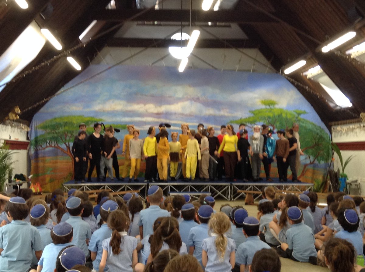 JpsSacks's tweet photo. Year 6 present 'The Lion King'...well, the dress rehearsal at least! https://t.co/lcZK3szrPP