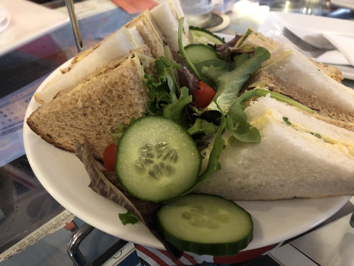 Vixbrix's tweet photo. Fab day in the fresh air ! Lots of laughs &amp; a cheeky lager @OldMarketHouse in the sunshine with the girlies. Afternoon tea @BrixhamSteam was lovely &amp; even had a voucher won in a raffle. #brixhamfun https://t.co/bULCV5uKGf