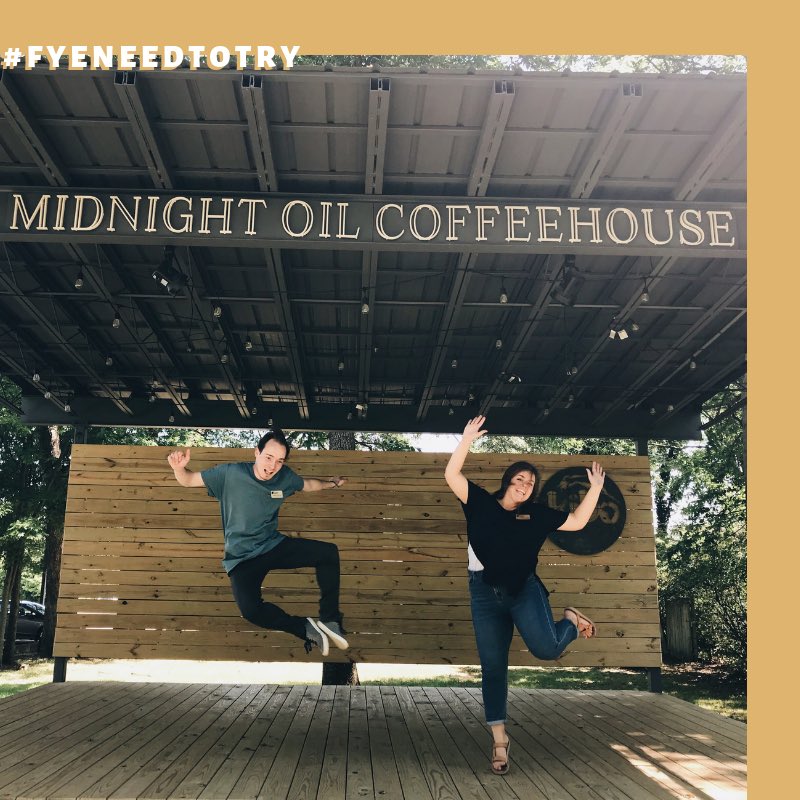 HU_FYE's tweet image. As a first-year student, you need to try Midnight Oil (MO)! Stop by on any given day &amp;amp; you’re bound to find Harding students sipping on MO’s lattes or seasonal drinks. MO even has an outdoor stage for concerts &amp;amp; other stage-necessary entertainment. #FYENeedToTry #FYEInsideStory