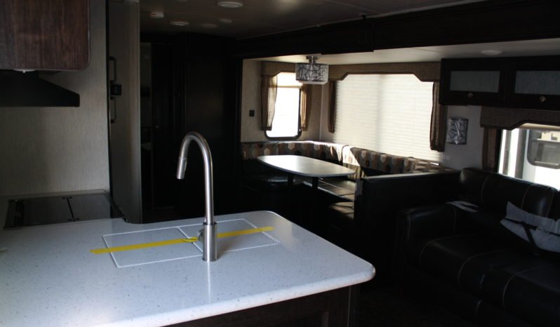 KBRVCenter's tweet photo. 🏞 Check out this beautiful camper ... room for everybody and reduced price too!
🎈2019 Heartland North Trail 31QUBH Travel Trailer – KB RV Center of Bemidji MN 

👉 Price, Photos and Details: https://t.co/oR9cOuE4S7 https://t.co/1bs8M0xMWB