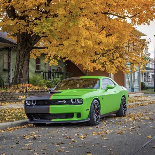 DodgeKendall's tweet photo. Very clean idea! Nothing out of the ordinary, but really makes his Challenger stand out.
.
.
📸: @sublime_hell
.
.
#challenger #challengerfam #horsepower #dodgechallenger #challengeraddicts #392hemi #srt #hemi #v8 #hellcat #hellkitty #purr #sportscars #destroyergrey #mopar https://t.co/I1Yf8gpXT9