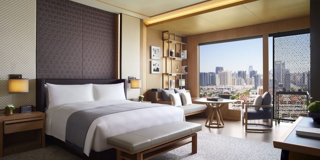 hansetextil's tweet photo. Thank you Ritz-Carlton Xi'an for your business. Your guests recieve nothing but the best bedding products. @hansetextil @richardbehrco #ritzcarltonxian #ritzcarlton #xi'an #sleep #lifestyle #luxury #hotel #beds #mattress #pillow #duvet #schlafen #luxus #bett #matratze #decke https://t.co/G3dW4xbrrf