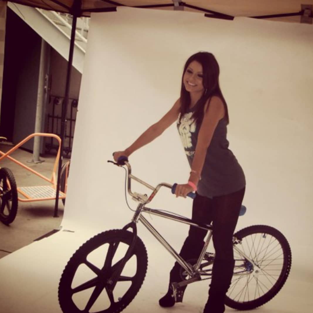 OutsidersBMX's tweet photo. That one time we almost had a calendar for you all with Babe Blvd. #outsidersbmx #OTSDRS #bmx #oldschool #twinsies #oldschoolbmx #bmxoutsiders #vintagebmx #bmxroots #bmxhistory #rare #factoryotsdrs #babeblvd #chickslovebmx #hutch #hutchbmx #throwbackwednesdays #cruiserdivision https://t.co/fLynIZHecM