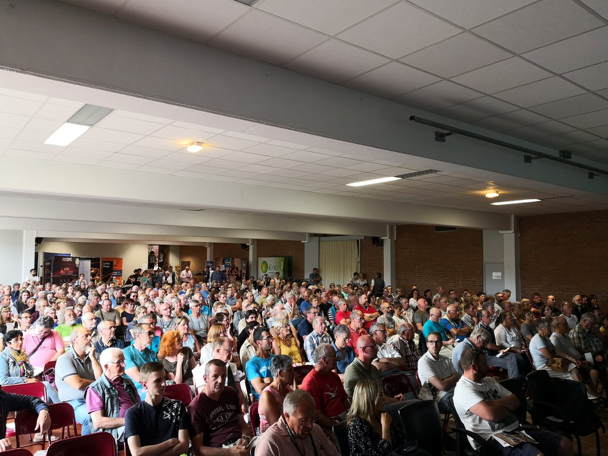 JMD_jean_marc's tweet image. Beau succès pour cette dernière réunion. Retrouvez le forum des opérateurs vendredi 12 juillet au cosec d'Ecuires 16h-20h espace Raymond LAVOGEZ