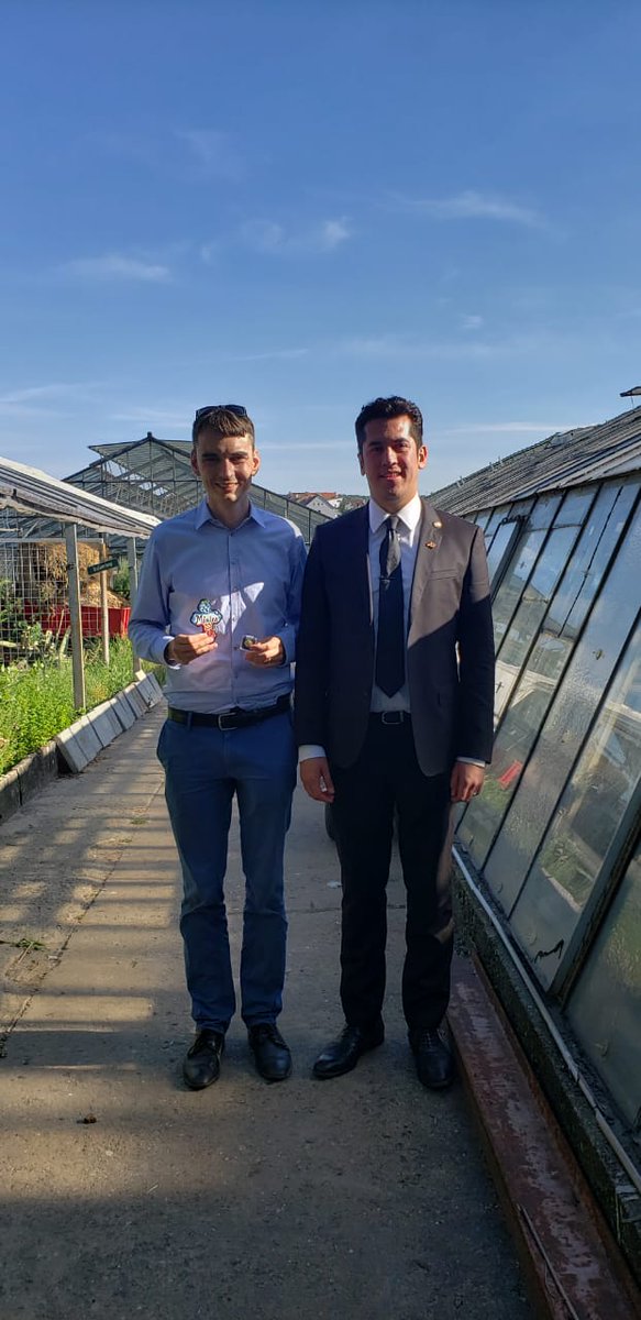 IsraelZamora_'s tweet photo. Estoy trabajando para colaborar en la modernización de las cooperativas en México y por ello acepté la invitación de los miembros de la cooperativa alemana Die Kooperative, quienes buscan establecer como meta el beneficio colectivo de sus miembros, comunidad, país y planeta. https://t.co/arYhDzrvRA