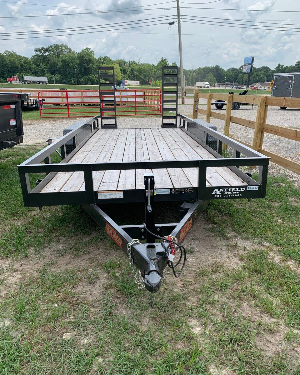 AnfieldTrailers's tweet photo. *REDUCED* $3,600 
18 X 83 MAXXD U5X UTILITY
TANDEM 5.2K AXLES 
GVWR 9,990
STANDUP RAMPS
1- 5.2K BRAKE 
GRAY METALLIC
$90/MO with approved credit !!!
#maxxd #trailers #utilitytrailers #u5x #tandemaxle #financing https://t.co/OlkwmNLXnf