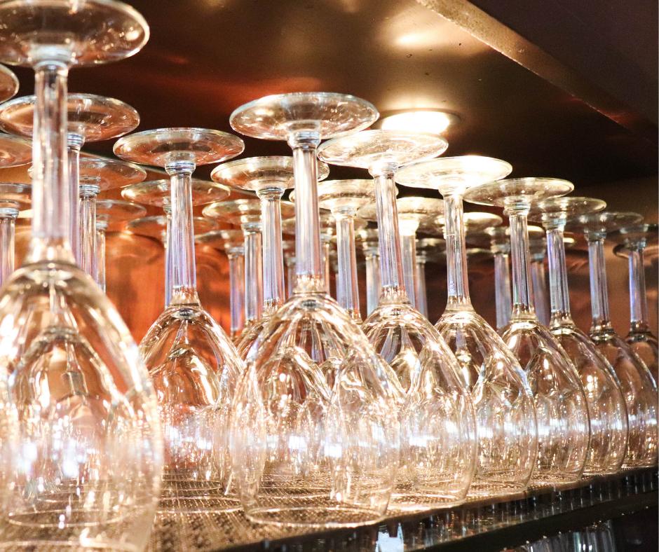 ClementinesCa's tweet photo. Tough week, huh? 😩 Don't send THAT email to your boss , instead come by for Wine Wednesday and enjoy $2 Off ALL Wines 🍷 by the Glass 👌 https://t.co/lZW7LPMZ7t