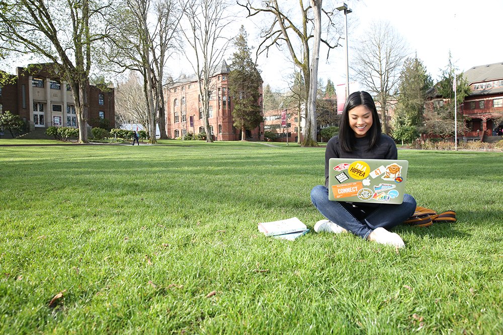 tableau's tweet photo. ☀️ Just because it's summer it doesn't mean your learning needs to stop. Up your game with data skills and check out these #GenerationData stories: https://t.co/DuJwK9WxYR https://t.co/V12TUqSUvH