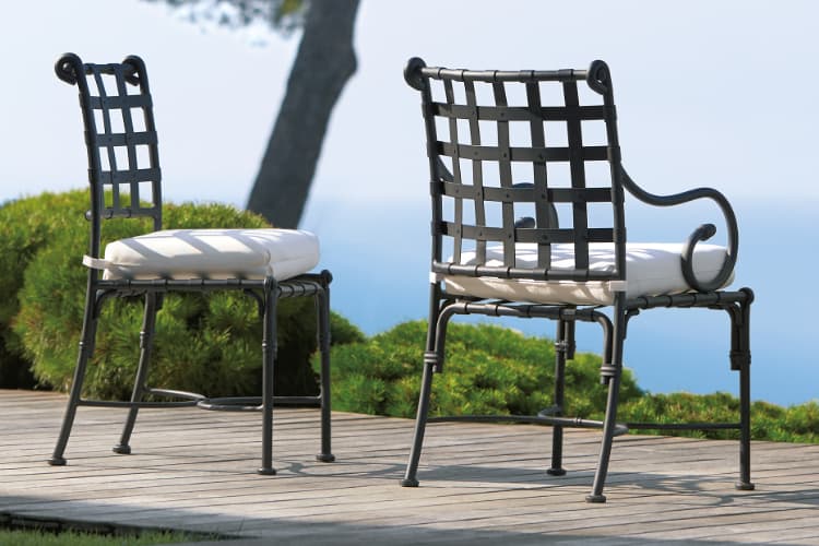 decoroutdoorcom's tweet image. Here are some suggestions to clean and maintain your outdoor furniture  decorinteriorsus.com/blog/in-depth-… #patiofurniture #outdoorfurniture #cleaningguide #gardenfurniture #deckfurniture