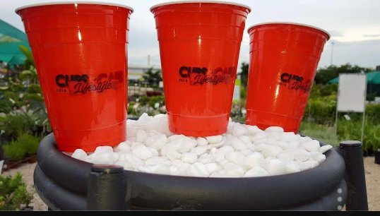 Tmskingcups's tweet photo. #IfBafanaBeatsNigeriaIWill we are giving away 50 branded red/blue cups to a lucky retweet #tmsredcups #tmsbluecups https://t.co/i8Oj05gYDa
