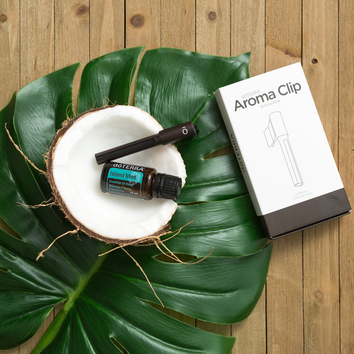 GIVEAWAY ALERT! You could be 1 of 3 winners of the fresh Island mint blend and an Aroma Clip diffuser!  

All you have to do is like and retweet to be entered to win!! 

Winners will be announced 7/12 at 12:00PM MST!

#GiveawayAlert #doTERRA #Essentialoils