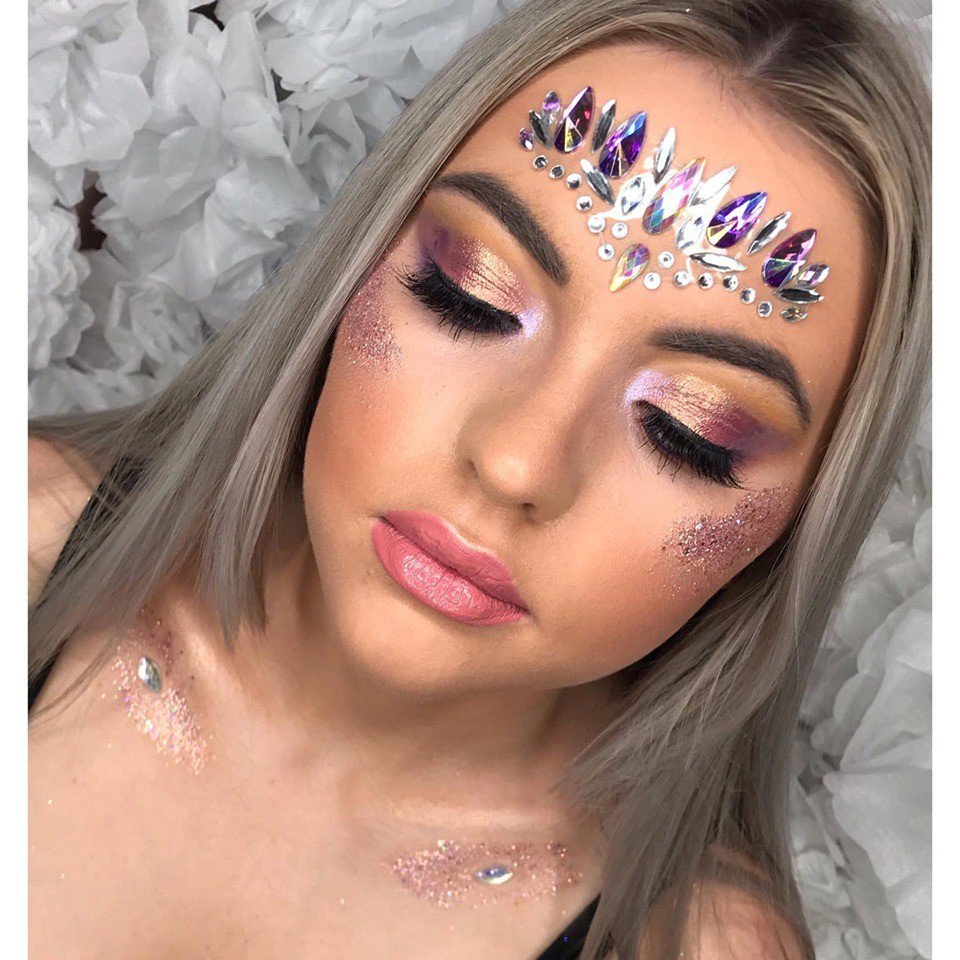 5pmHealthBeauty's tweet photo. Organised your TRNSMT hair and makeup look yet? Jenny Workman MUA located on Bath Street has created these stunning looks. 

Book an appointment here > https://t.co/yDqLOiSIMz https://t.co/Ugq8krd2PX