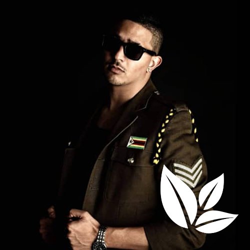 freshafricanltd's tweet photo. Kazz @Mr_Boomslang welcome to @freshafricanltd! #zimbabwemusic #zimbabwemusician #zimbabwe #Kazz #Chimoko  #mr_boomslang #freshafricanltd #ilovemusic #africanmusicisthebest https://t.co/X4yxAkS8gS