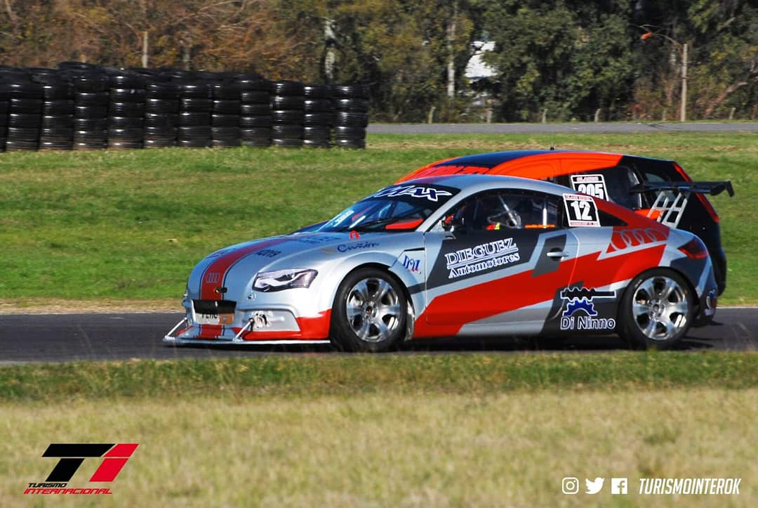 TurismoInterOK's tweet photo. Así lució el #Audi TT de @DieguezOsvaldo en el @AutodromoBA.
Diseño de #MAStyle un 🔥
🏎🏁 https://t.co/2bsBmWjbKE