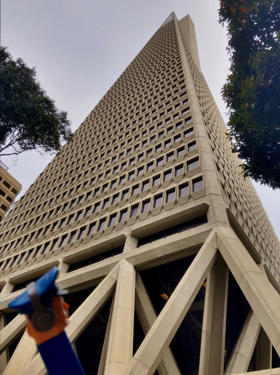 The Pez Pilot (@pilotpez) on Twitter photo Summer in San Francisco... the perfect place to cool off! Standing at the base of the <a href="/transamerica/">Transamerica</a> Pyramid... πππ¨πΌββοΈ Summer in San Francisco... the perfect place to cool off! Standing at the base of the <a href="/transamerica/">Transamerica</a> Pyramid... πππ¨πΌββοΈ