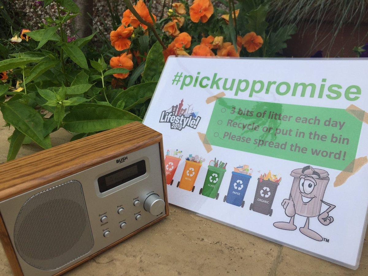 pickuppromise's tweet photo. Listen to BBC Radio Humberside in the morning at 7am as we tell @Piekos all about #pickuppromise @RadioHumberside @HP_LifestyleYET #spreadingtheword #makingadifference https://t.co/thU30JXW59