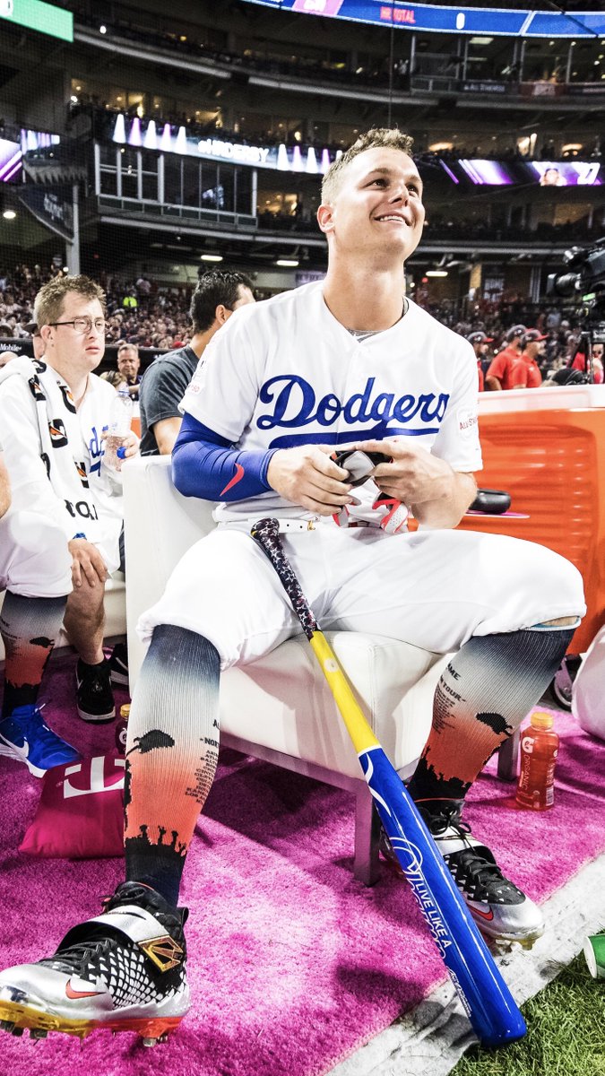 Dodgers's tweet photo. #HRDerby edition of #WallpaperWednesday. https://t.co/kAgXcHvoRV