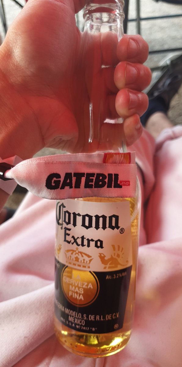 HeadWhacked's tweet image. Cheers peepz 
#drinks 
#gatebil 
#friendship
