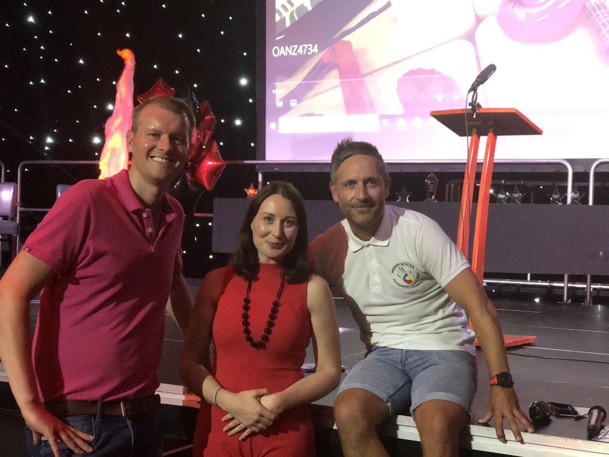 DearneFM's tweet image. What amazing event to be a part of! Well done to everyone involved and to our @matt_foister and @StephanieHirst being guests at @Primary_Ent Challenge at the @BPLMetrodome today #PSEC2019 🌟oh and @Fletcher81Lee for handing out all those flags 😆