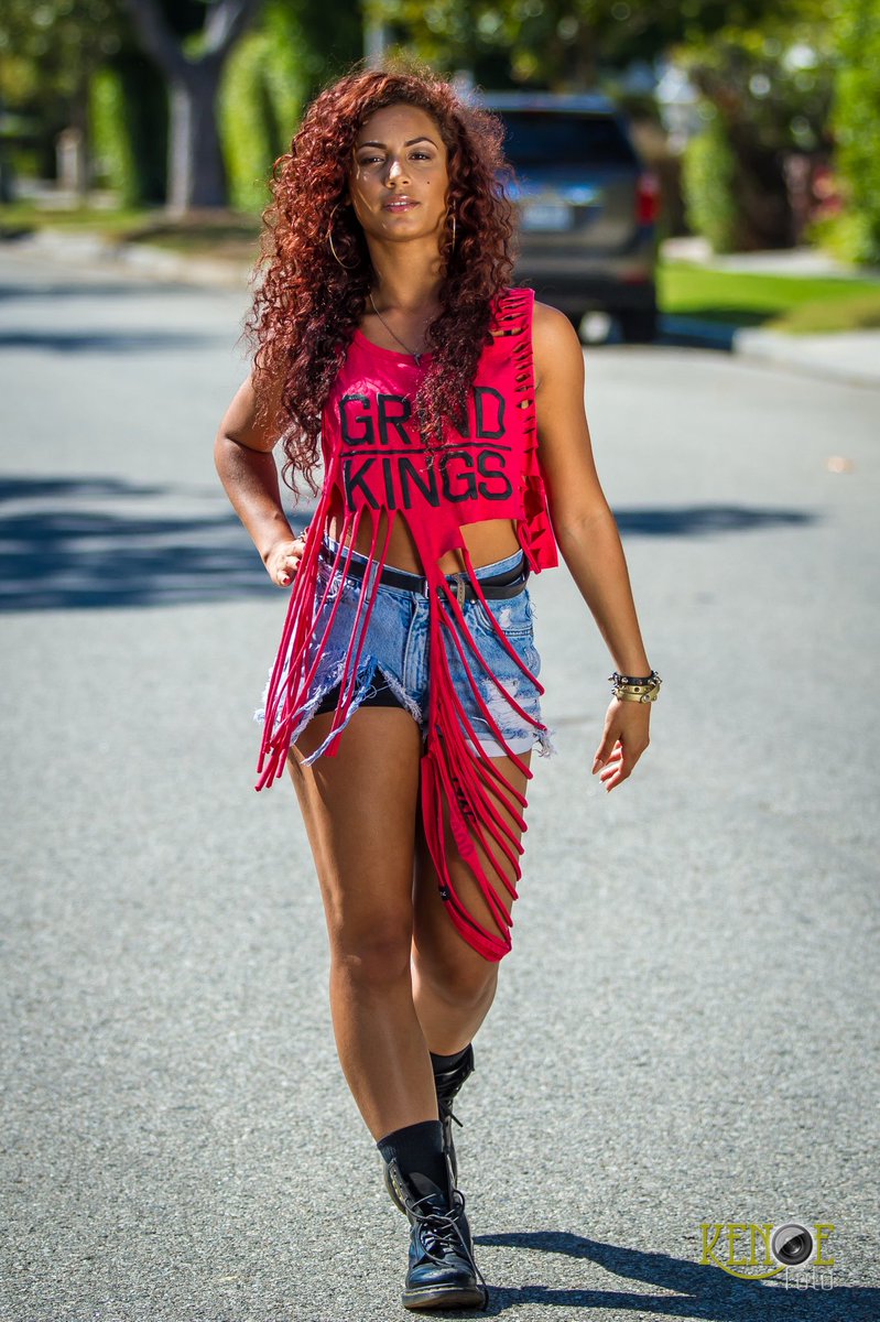 grindkingsstyle's tweet image. Woman on her Grind. 
#grindqueens #grindkings #grindkingsclothing #grindkingsbrand #grindkingscollection #grindkingsstyle #grindkingswear #grindkingsfit #grindkingsfashion #trendyclothing #streetclothing #streetwear #style #fashion #urbancollection #grindkingsla #grindkingscali