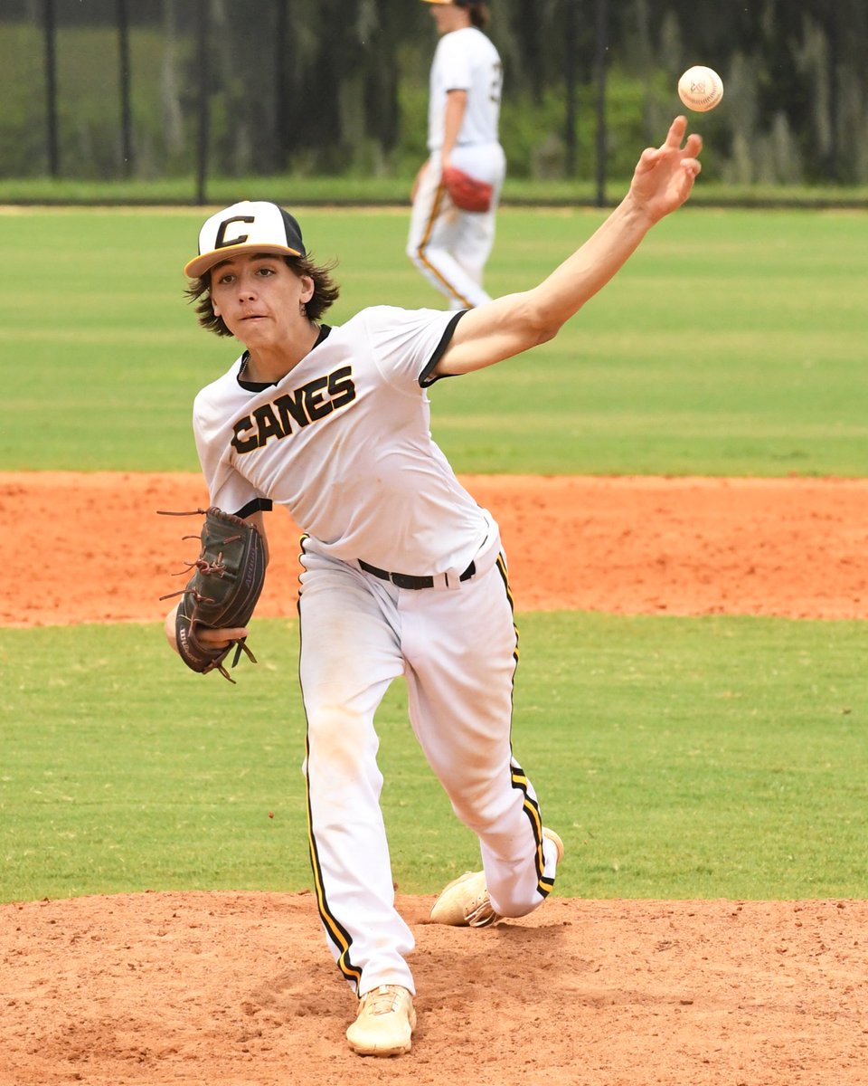 WilsonPremierBB's tweet photo. Huge props to @hittersbaseba11, your ‘22 #WPEast champs. Great run, bested @TheCanesBB in a great final. MVP Keegan Knutson, MVPitcher Ethan Darden. First #WP title for @hittersbaseba11, a model #WP Partner who competes every pitch. Congrats gents! https://t.co/RVcaC8ZJZM
