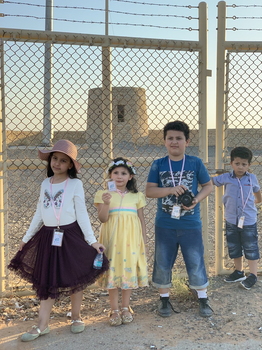 sowahonaizah's tweet photo. الصنقر التراثي أحد الآثار المهمة في #عنيزة 
من رحلتنا اليوم مع نادي حي السليمانية 🚌🌴🍃🌷 https://t.co/93wTgXQyb1