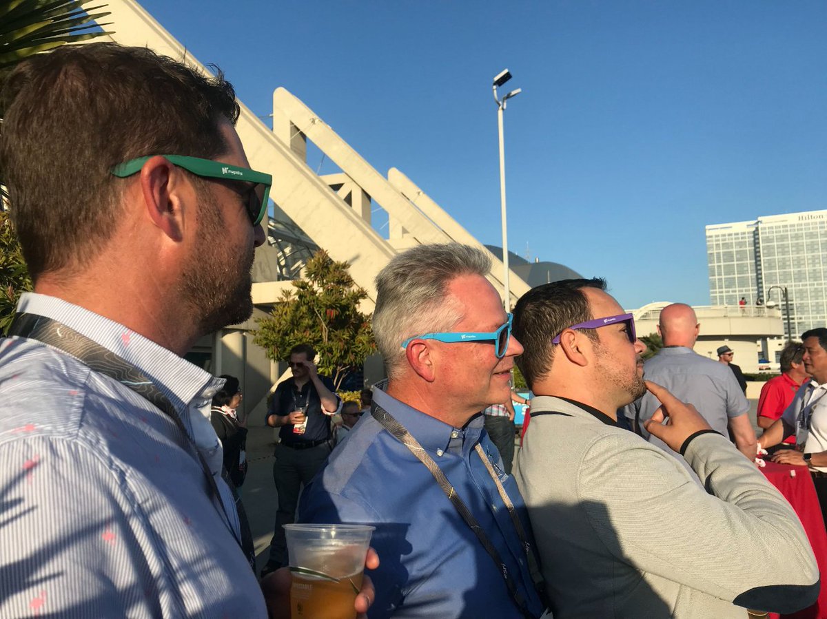 Just a few gucci models sporting Maptiks sunglasses at #EsriUC2019. Come get yours at our booth in Exhibitor Hall A