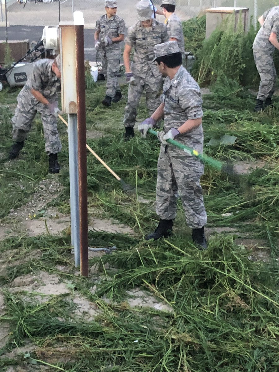 Squadron 61 Cadets cleaning up the squadron facilities. Great work!