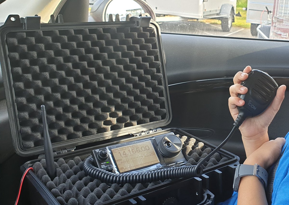 sm6yec's tweet photo. Upgrading my #remoterig #gobox  #IC7100 https://t.co/S5ZK5leu3d
