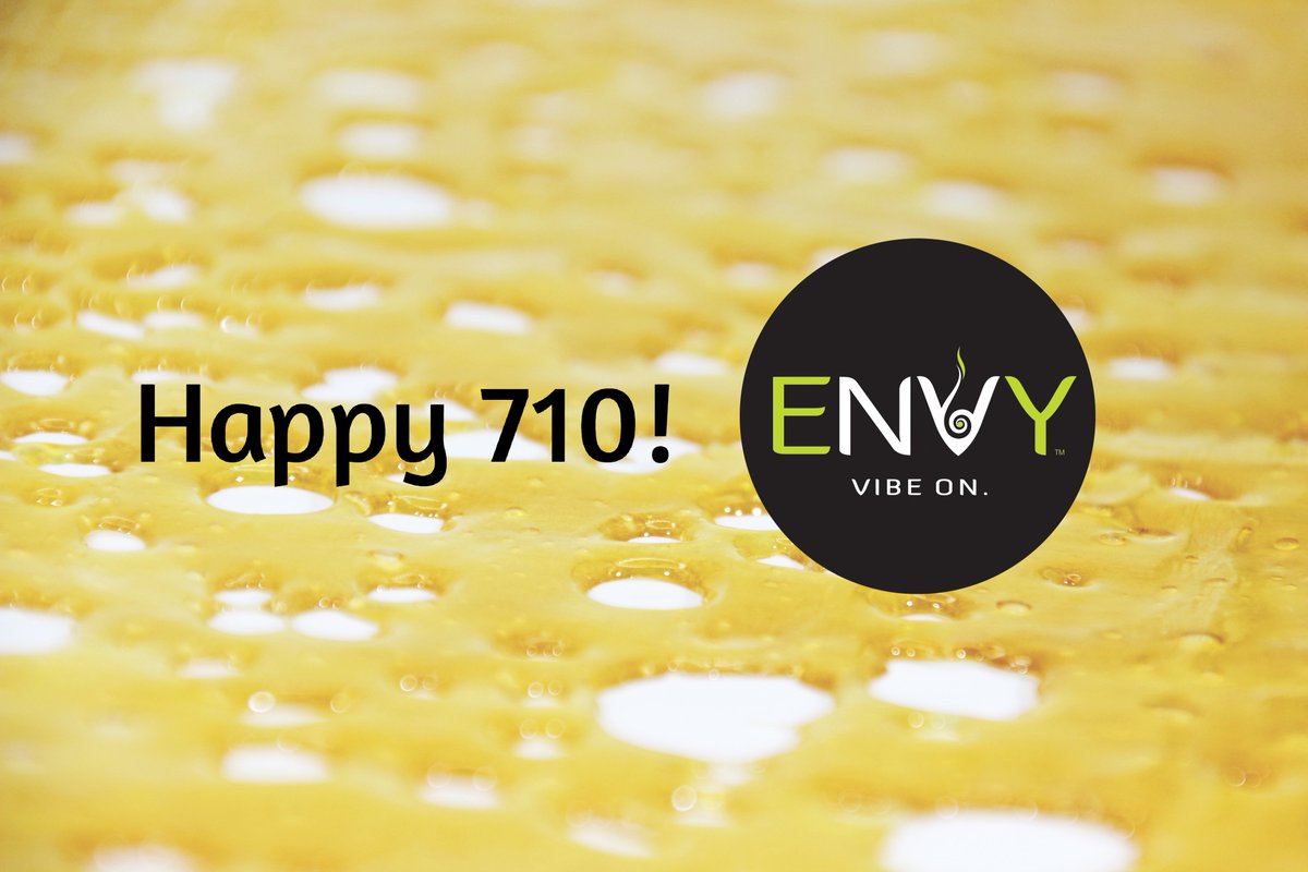 betterwithenvy's tweet photo. We wish everyone a happy and safe 7.10! 🔥💥🍯
Celebrating is always #betterwithenvy
.
.
Keep out of reach of children. For use only by adults 21 years and older. 
#shatter #710 #terps #bho #golden #terpsauce #vibeon #CO2 #CO2cartridges #cartridges #tasty #sativa #indica #hybrid https://t.co/rq4bI6Ie2S